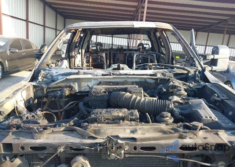 2013 Ford F150 Lariat z USA, uszkodzony, nr VIN 1FTFW1E65DFD34720